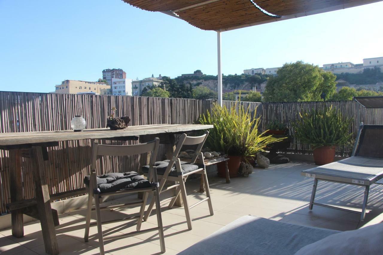 Mini Attico Panoramico Con Terrazza Appartement Cagliari Buitenkant foto